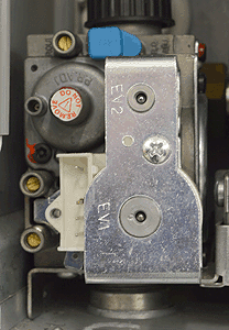 wc greenstar 36 cdi compact j04375 gv plug disconnected.gif